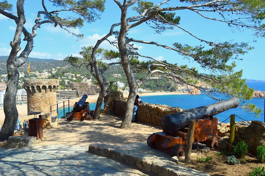 Apartamentos Cala Salions Tossa de Mar