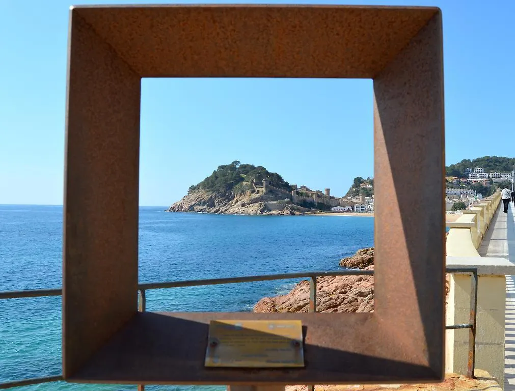Apartamentos Cala Salions Tossa de Mar Spain